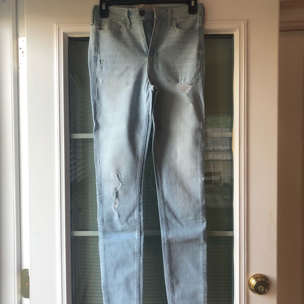 Hollister jeans